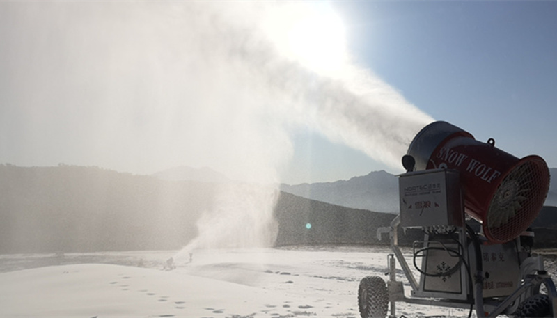 安阳滑雪场高温造雪机多少度可以造雪