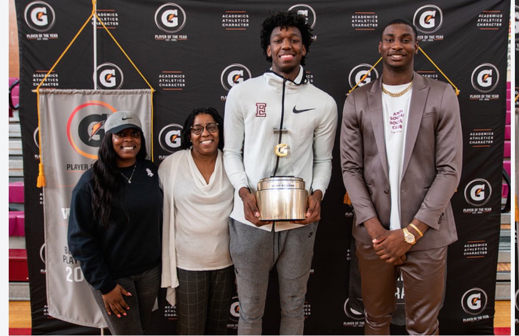 james wiseman当选2019年佳得乐高中男篮最佳球员