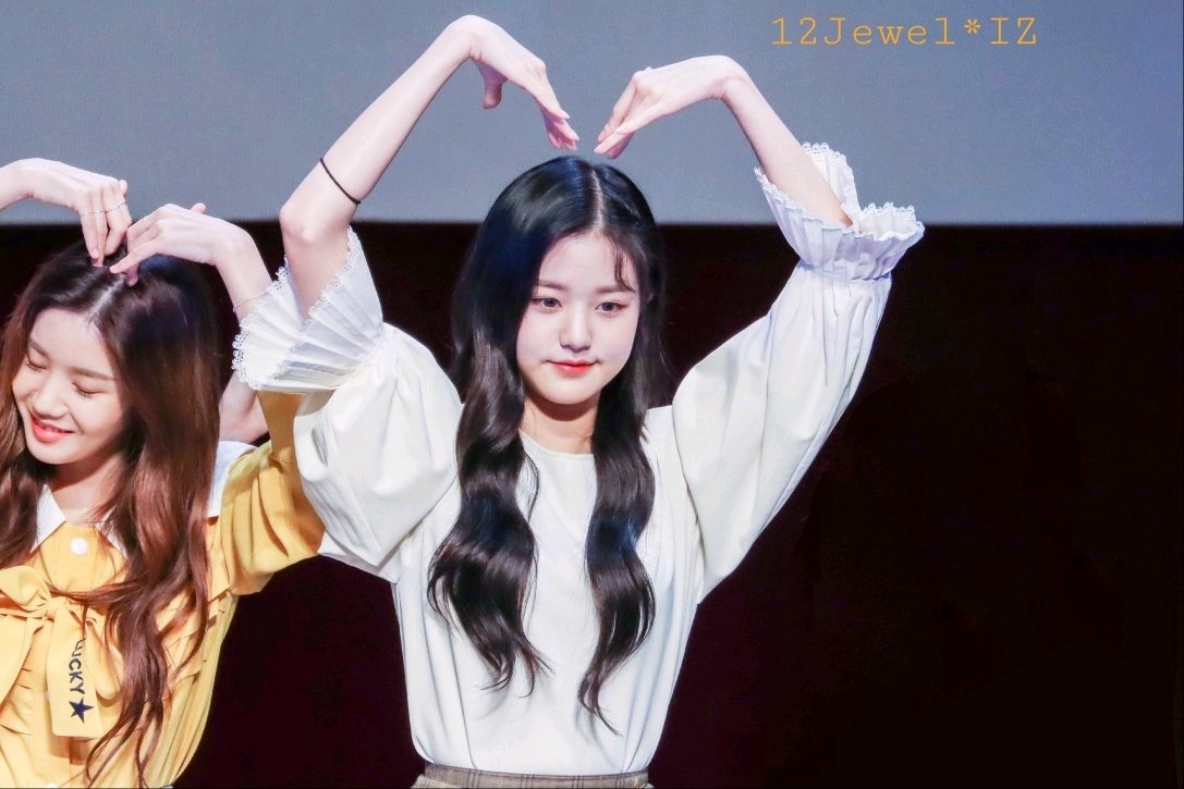 izone 张元英高清饭拍特辑#1(100p)