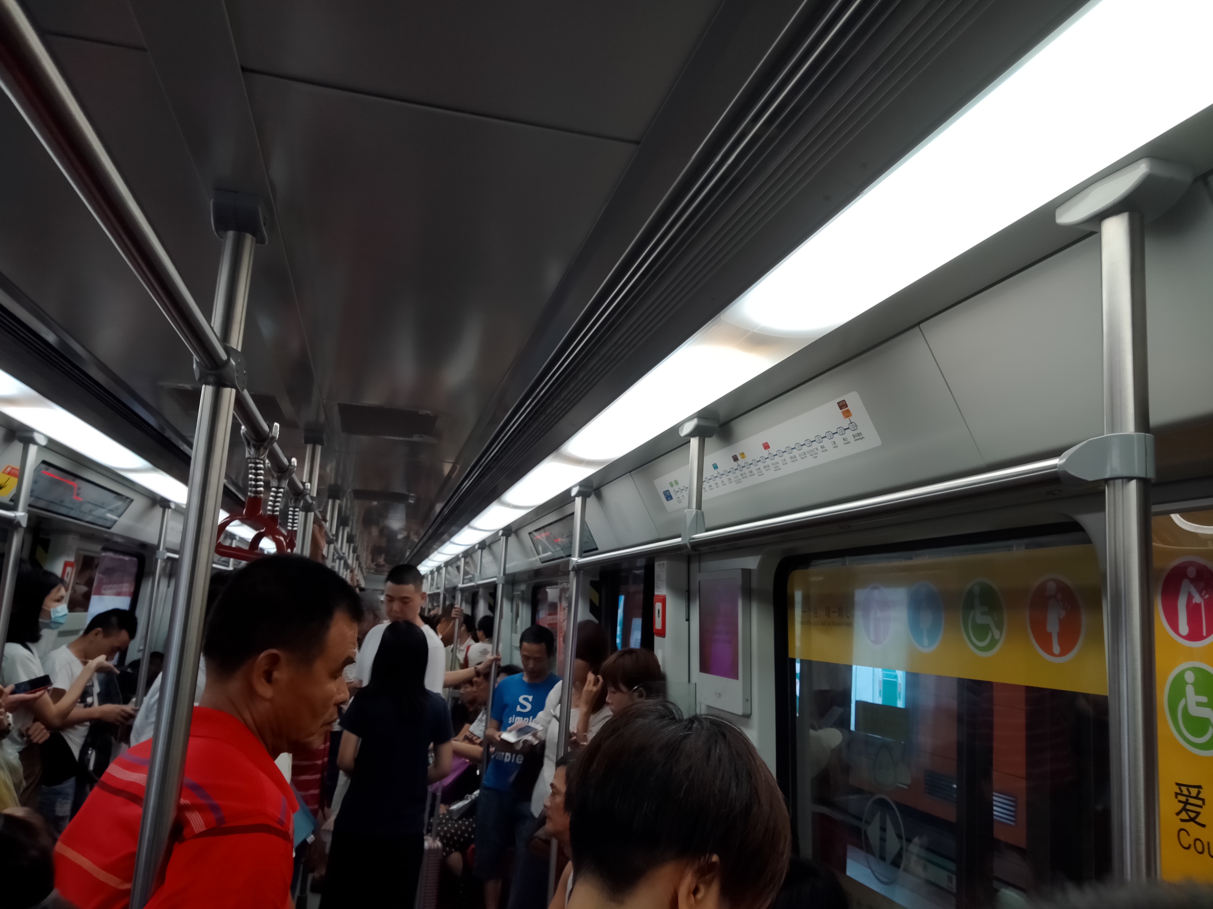 广州地铁八号线北延段列车/a6