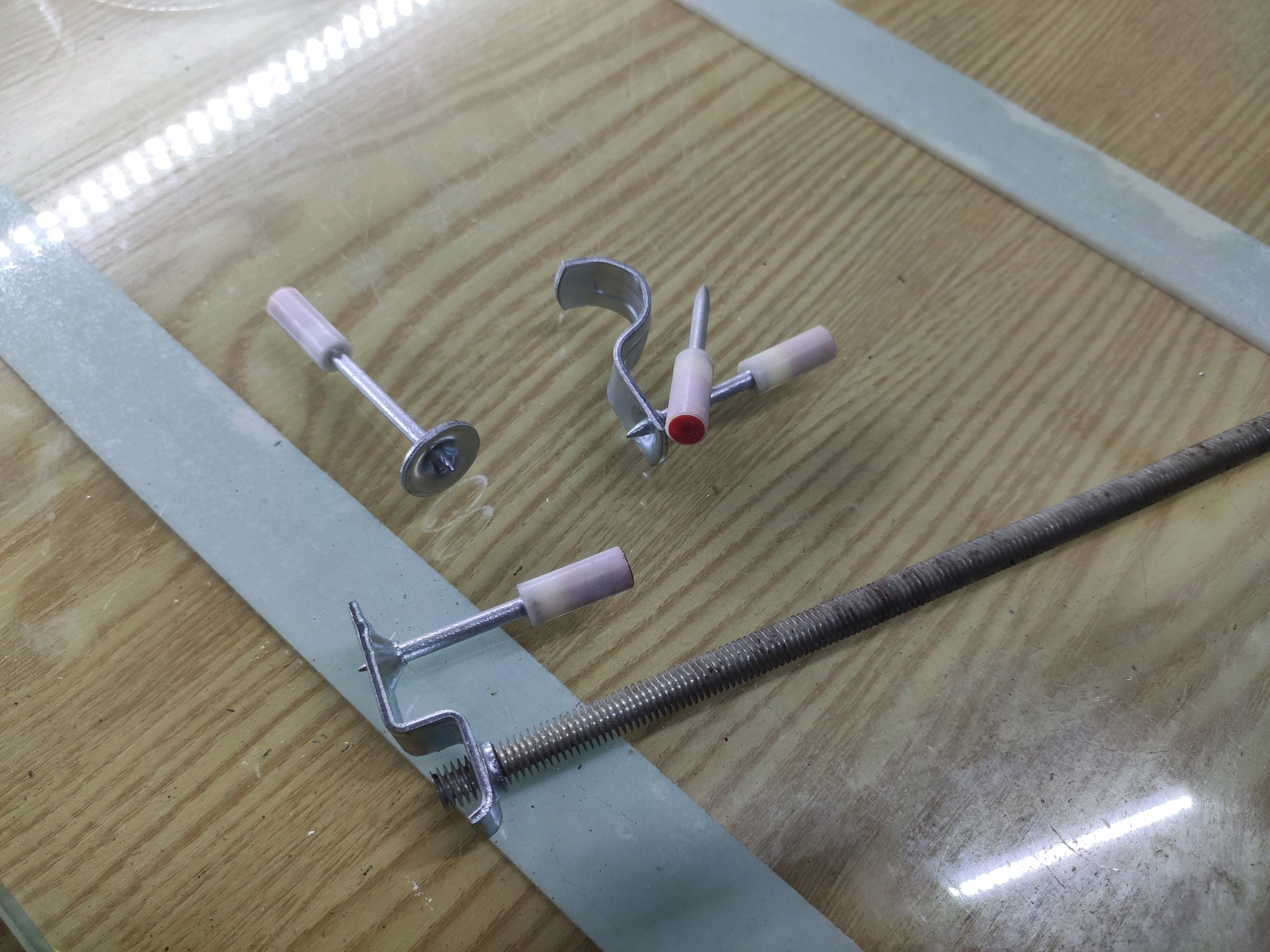 火药动力射钉枪的发展应用和施工应用介绍