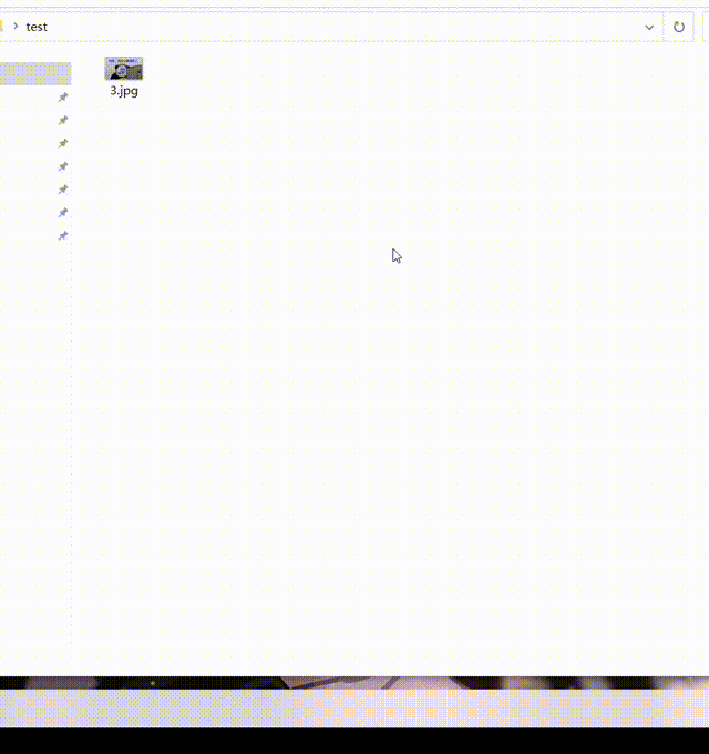 输入如下格式的代码 copy /b 图片名字 压缩文件名 生成文件名 文件名