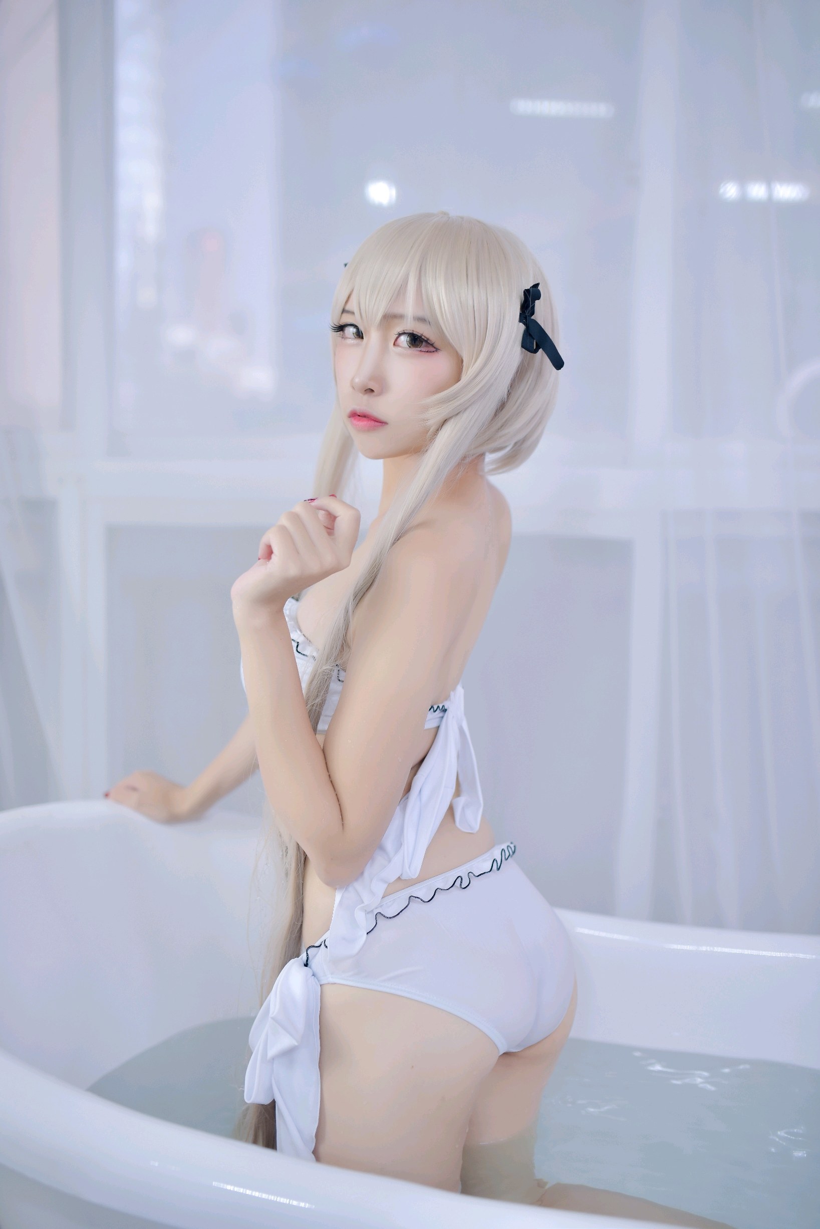 cosplay系列,泳装浴池穹妹