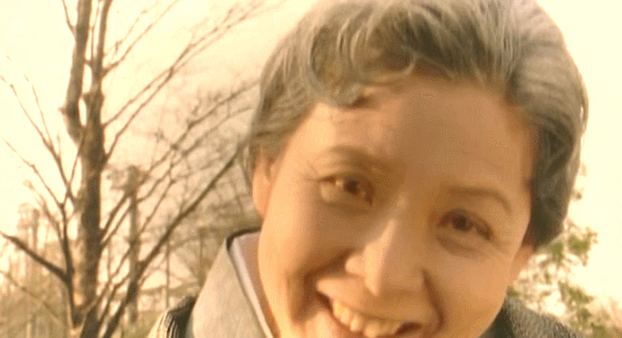 迪迦奥特曼之超越时空的微笑,从时空黑洞突然出现的少女由莉和怪兽