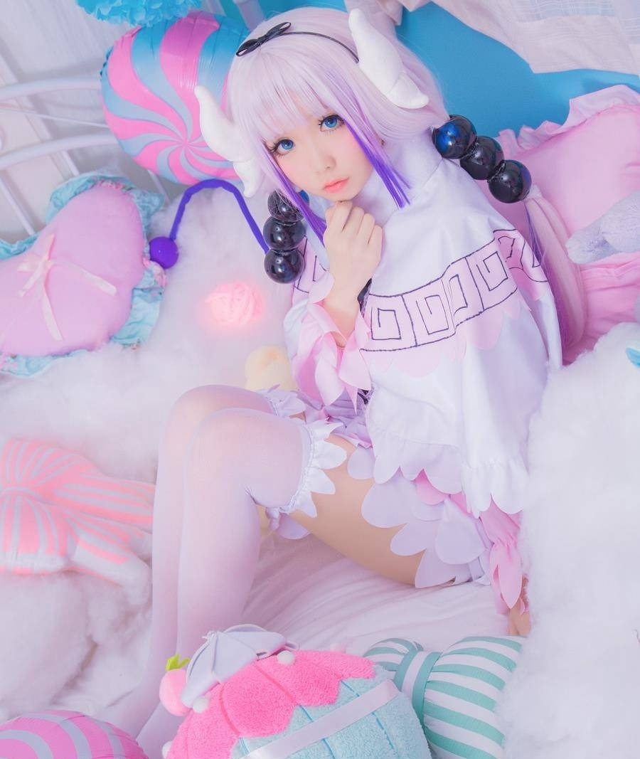 康娜cos 超可爱的小白龙!