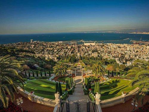 e51f88cab4a54f8034ea553fc409d44afa761c1c.jpg
