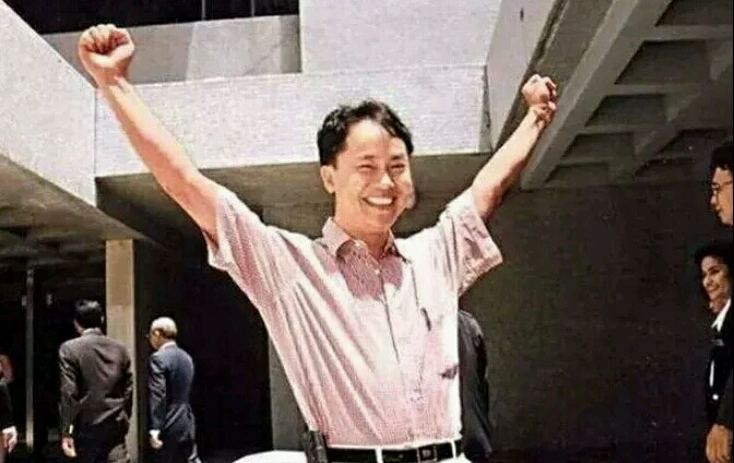 1995年张子强抢运钞车1.7亿港元判18年.律师运作下推翻芯决.1.