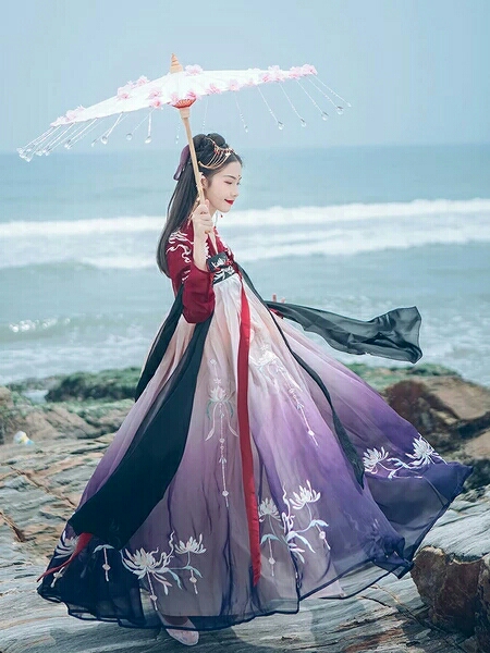 水绿颜色汉服穿搭,水绿颜色汉服穿搭图片