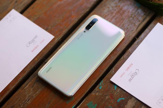 小米cc9初体验:为年轻人而来的小米9青春版?