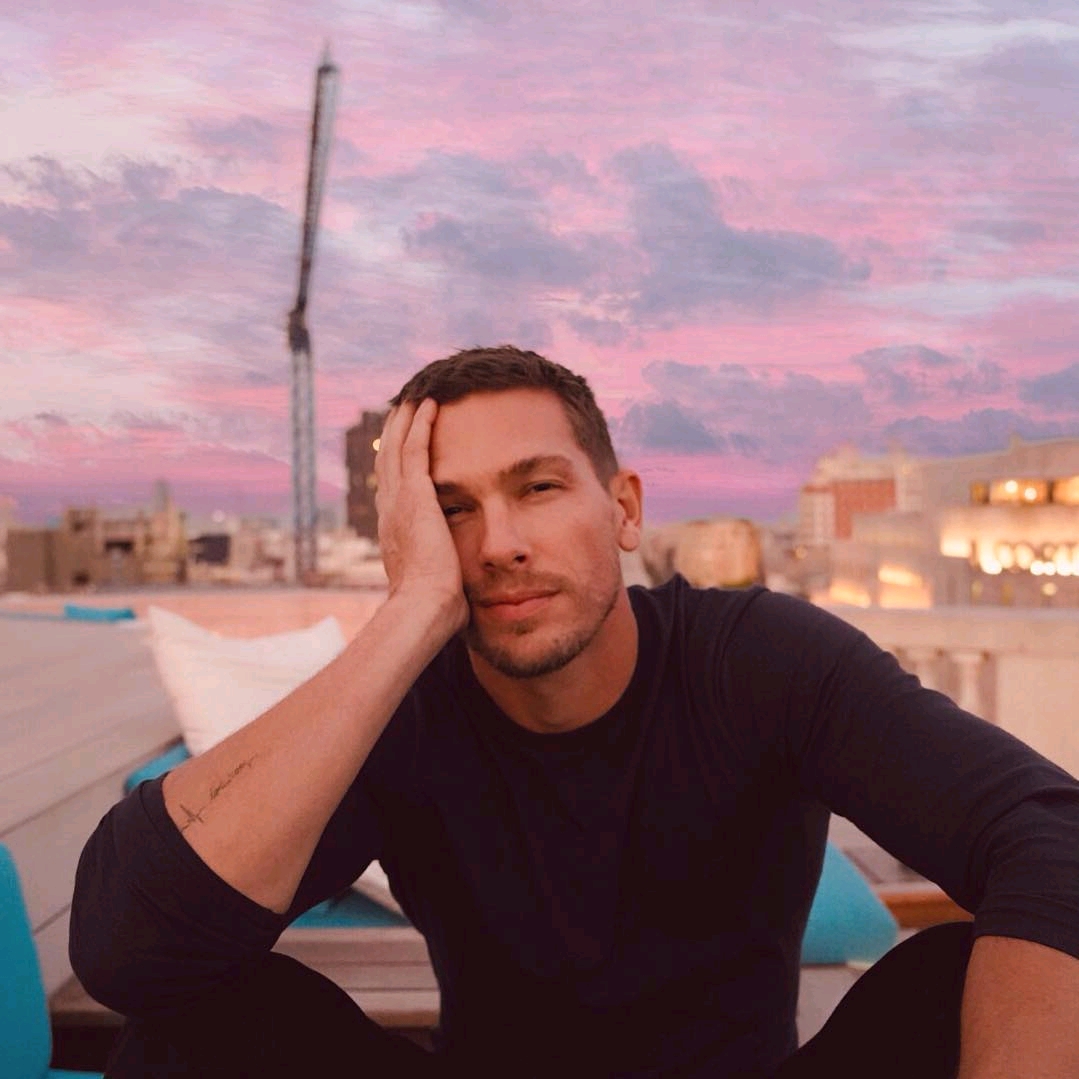 adam senn ins分享的照片(20张)