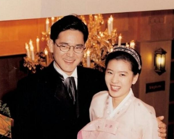 林世玲:交影帝男友,做商界女霸王,扔掉"三星太子妃"标签