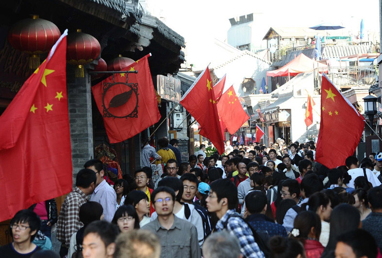 国庆节旅游,哪些景区需要凌晨三点起床排队买票,有你