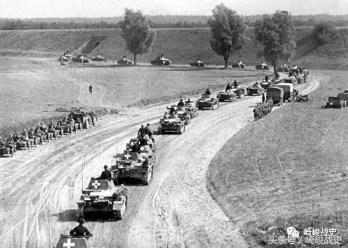 转载铁骑初成1939年波兰战役时德军装甲师编制详解