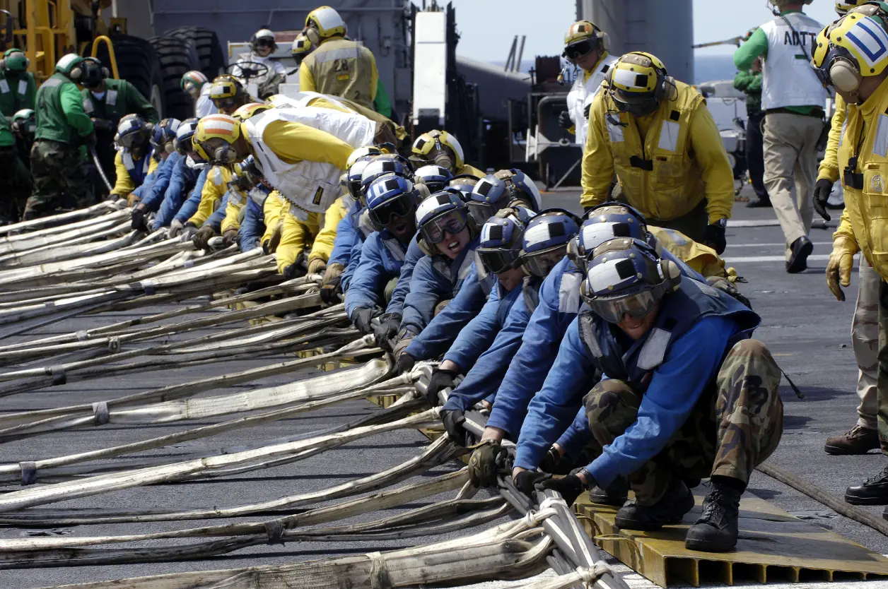 现代美国海军航空母舰空中作战 Modern United States Navy carrier air operations(图16) 现代美国海军航空母舰空中作战 Modern United States Navy carrier air operations(图16)