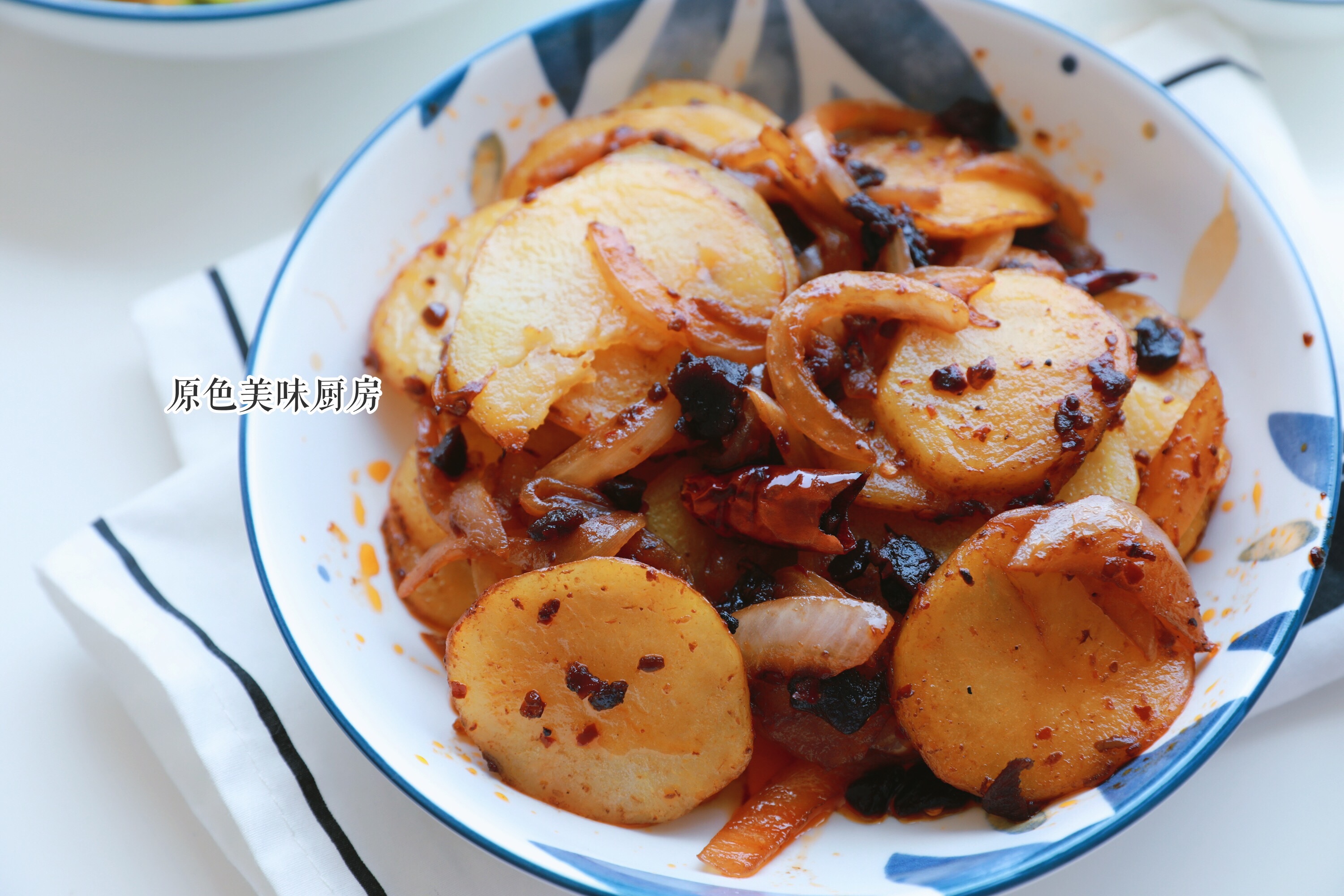 怎么用火锅底料做干锅土豆 ea0fd1579a40467ba2f4292ac8a704ebdcd37ac7.jpg