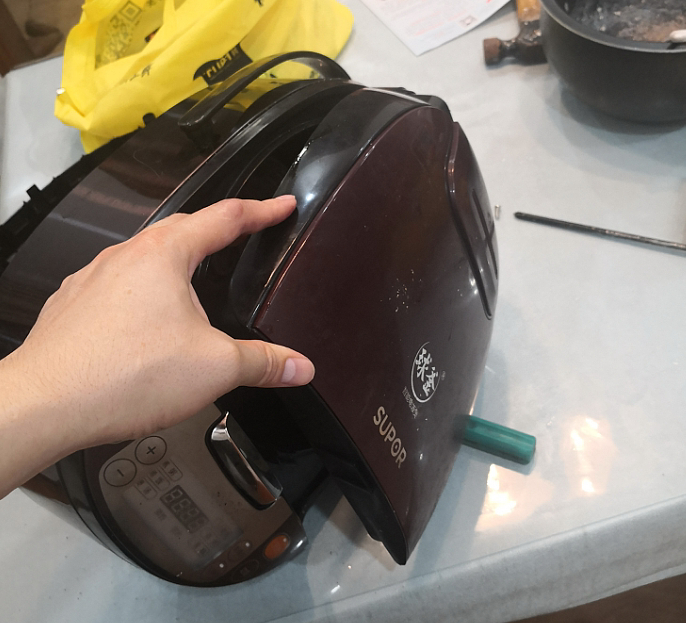 电饭煲进蟑螂怎么办