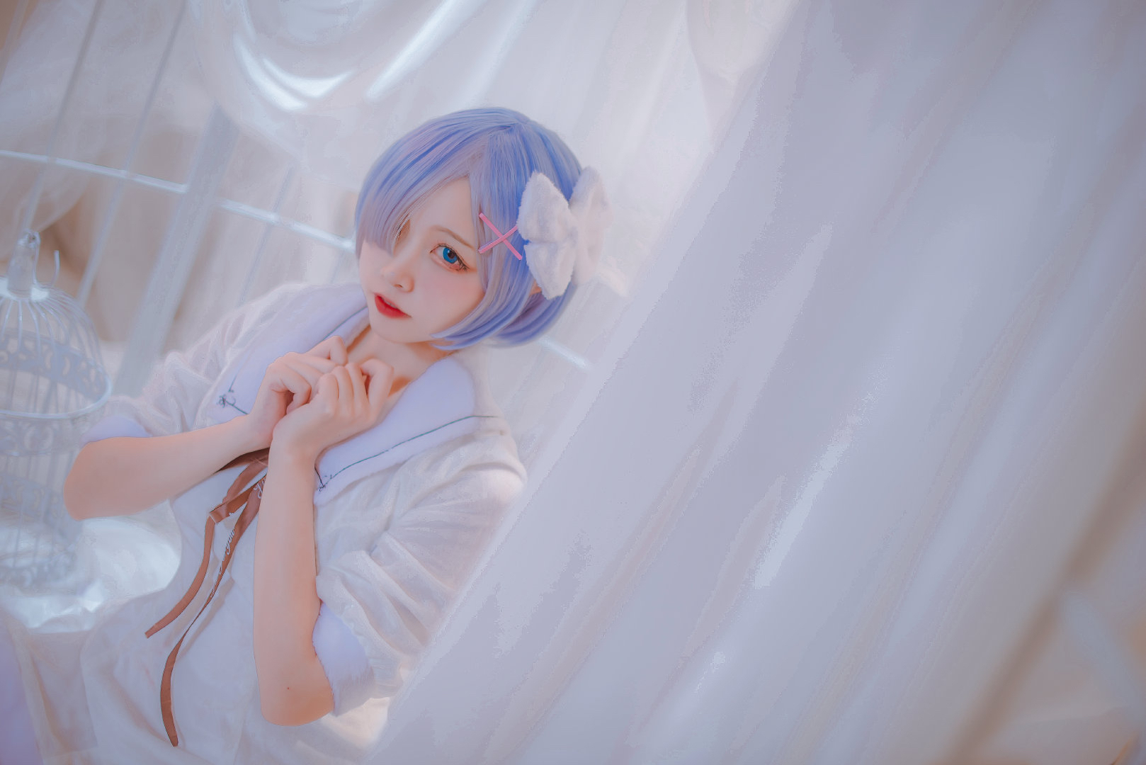 美女cos|今天是我的生日哦