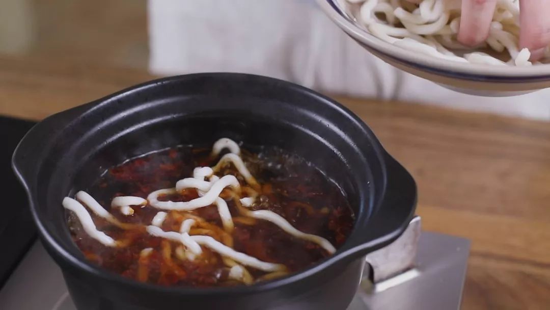 绿野粉配冰肥肠,给你超大份的a绿野!大米可乐图片