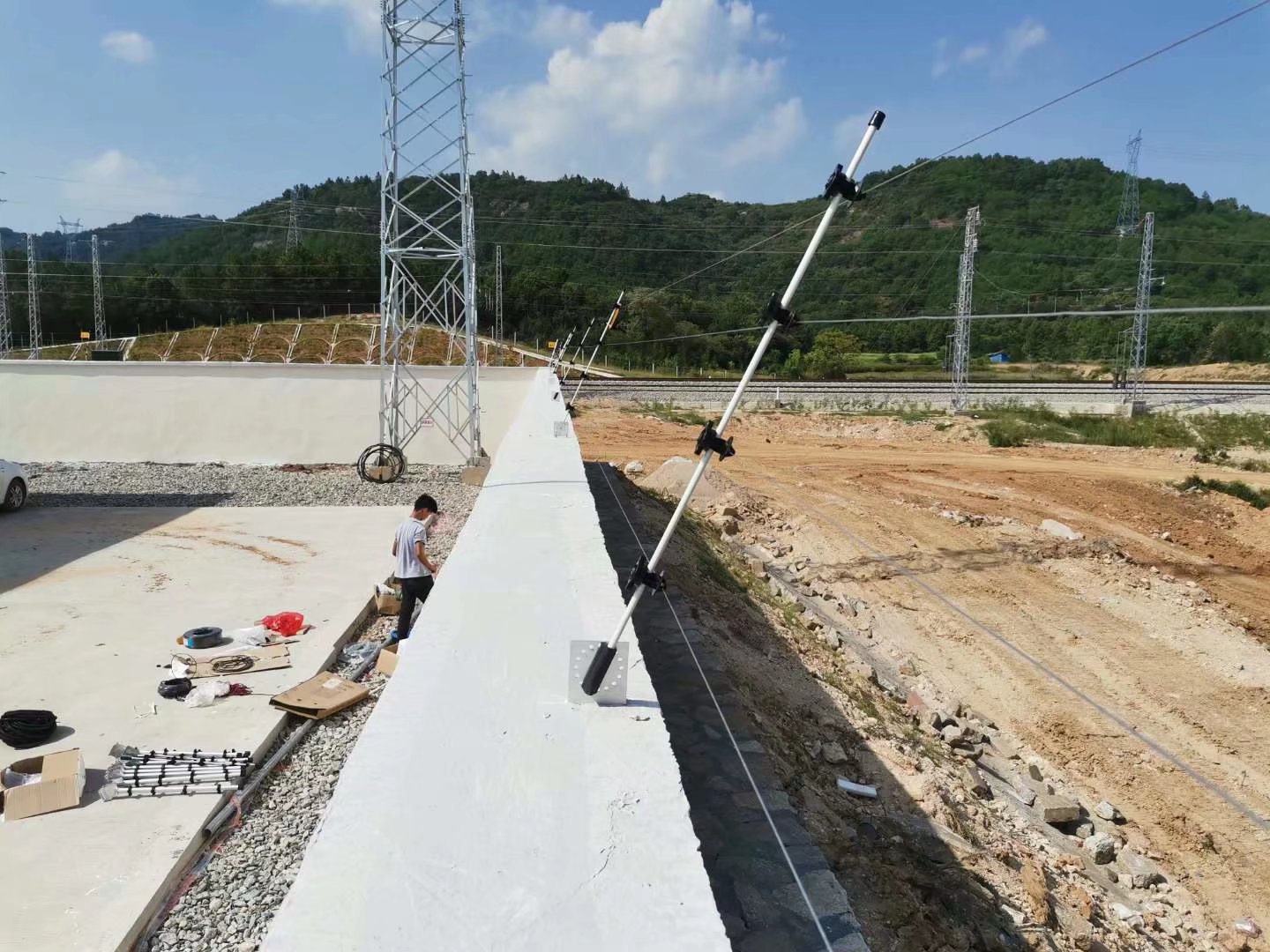 什么是电子围栏 eadb556375165c0ada0cf177c287f6506c06999e.jpg