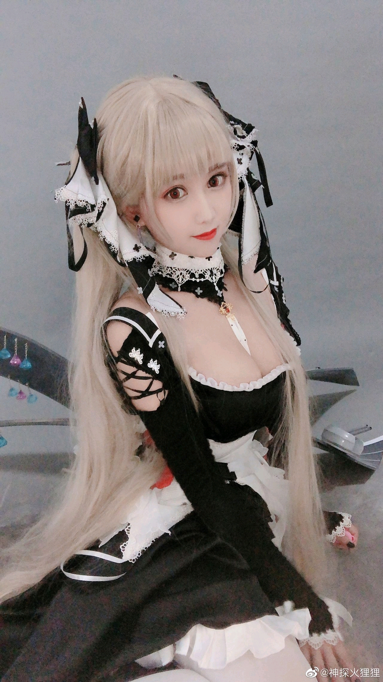 魔鬼身材的天使——神探火狸狸【碧蓝航线 可畏cos】