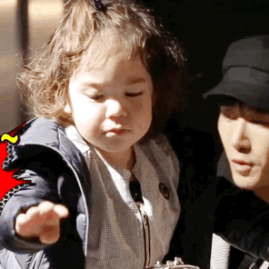 现实姐弟的吵架现场vs神仙姐弟的有爱互动【朴建厚表情包gif-20190630