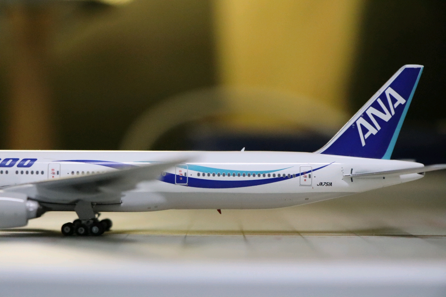 全日空61风彩绘777300er
