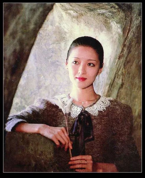 影视 电视剧 呆呆兽出品女神系列之绝代美梦云深处-胡茵梦片中胡因梦
