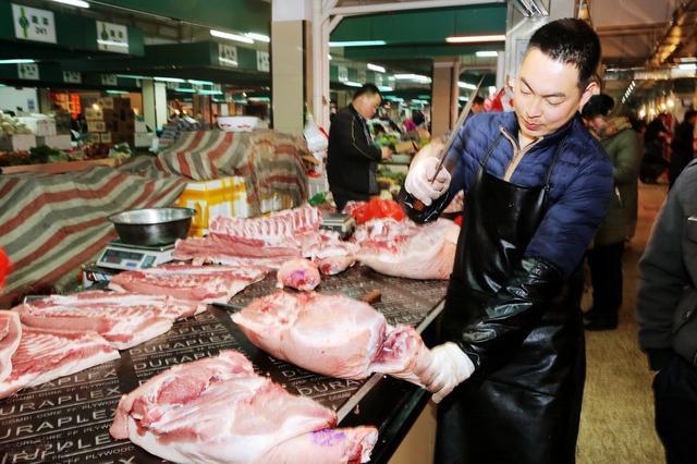 猪肉涨价了大家知道是为什么吗卖肉店老板告诉你真实原因