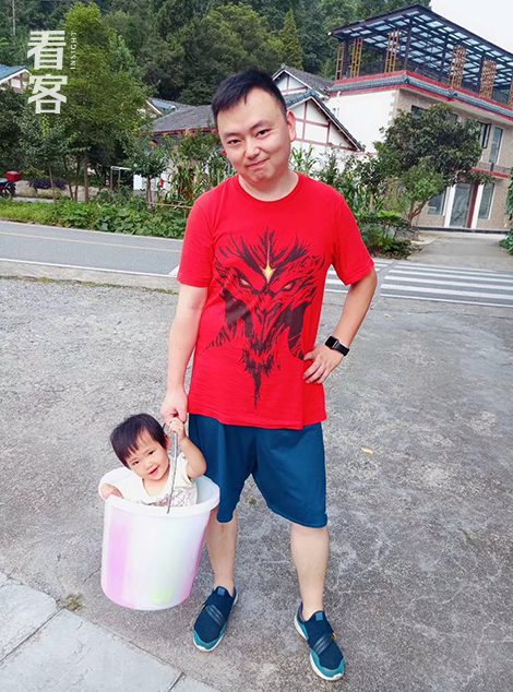 脱口秀介绍闺女的段子,脱口秀介绍闺女的段子搞笑