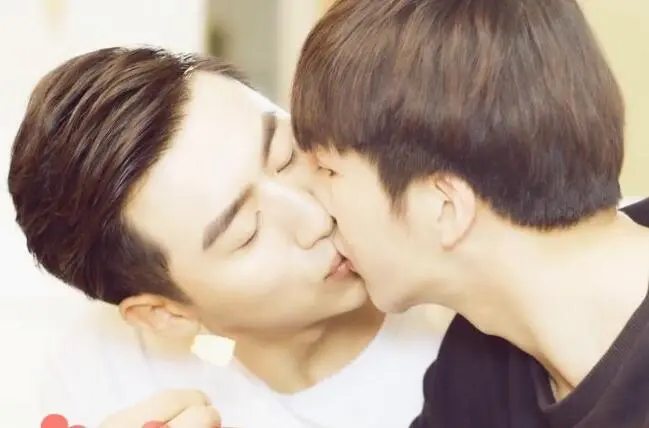 19.《多情愫,今安在》2016.420.《男颜之瘾》2016.7.2921.《不可抗力》2016.