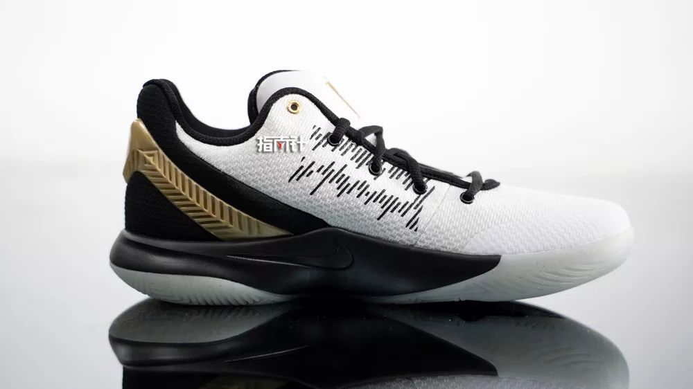 nike kyrieflytrap ii 开箱及实战测评