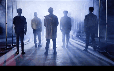 更直接的表达方法就是南韩有kpop(korean pop)中毒型的舞曲风格,企鹅