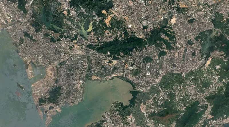 放大,感受一下广州这个现代化城市的样子 ▲2016年的深圳卫星地图