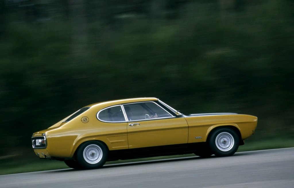 福特capri rs2600 1971款拉着加琳卡琳去意大利蒙扎参加老车大赛狂飙