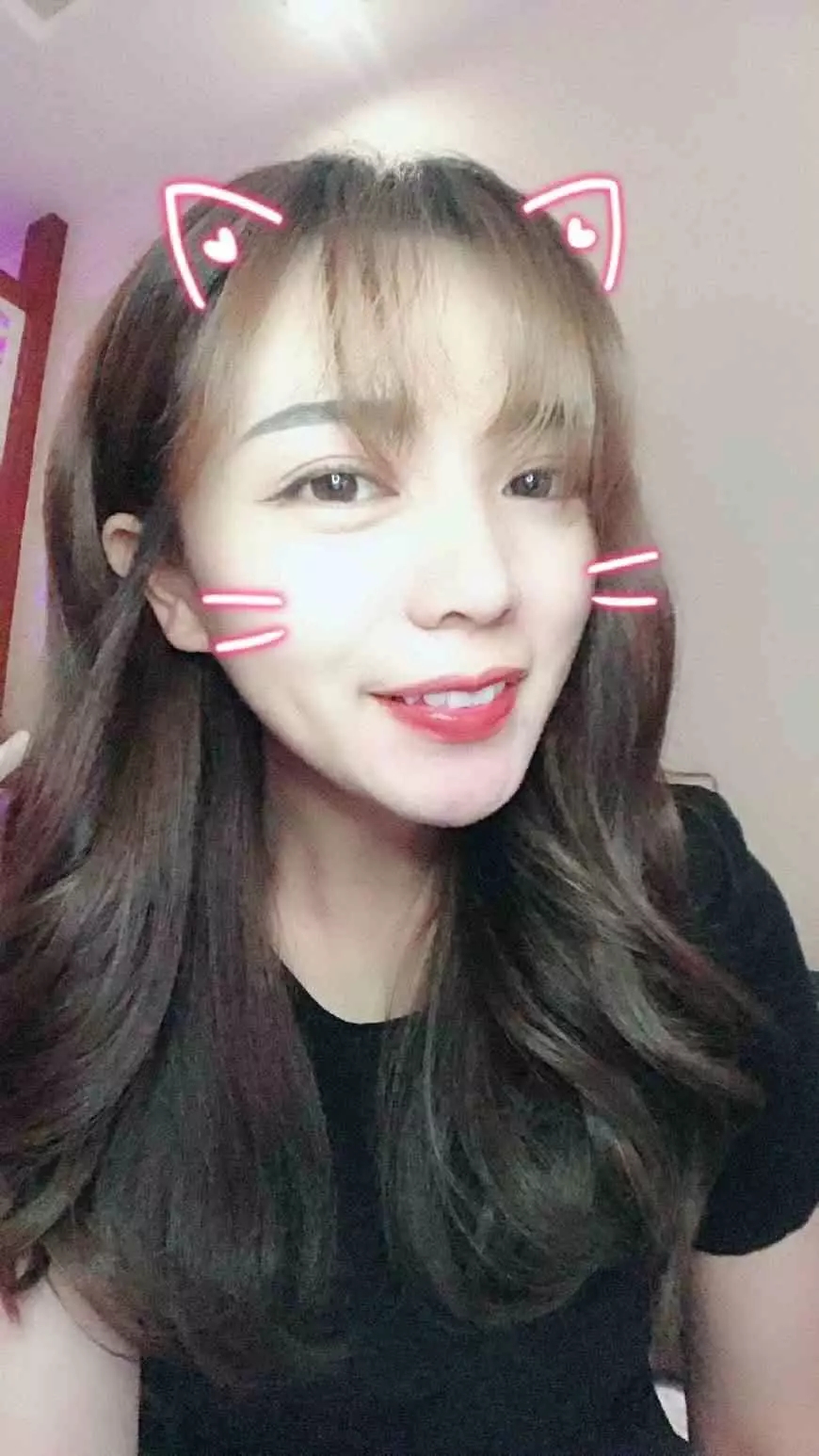 喜欢的就点个赞或给个关注哦! 首先我们来看看,派克特的女友.