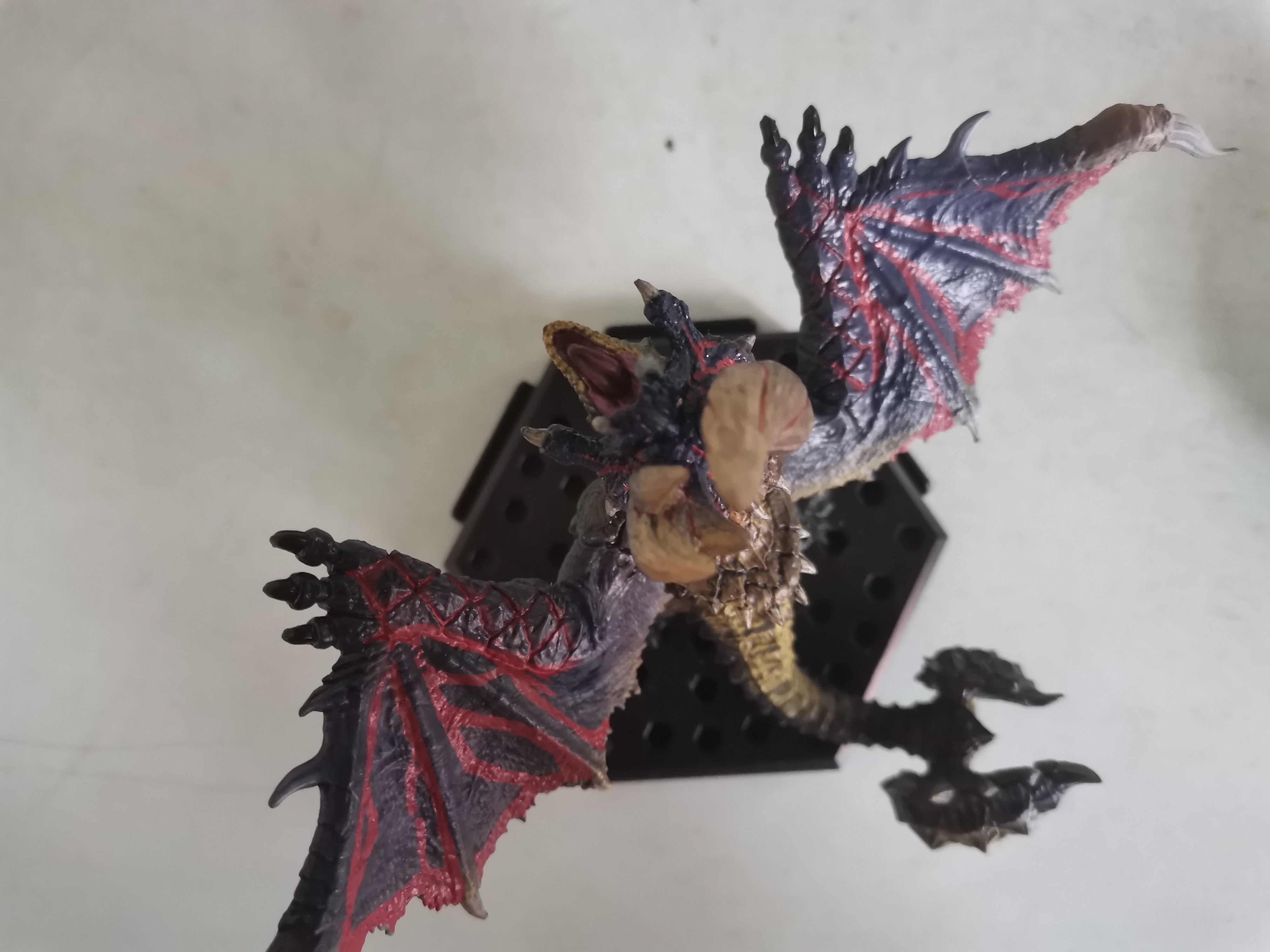 鏖魔角龙