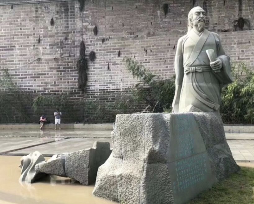 宜宾市原市长黄庭坚抗洪抢险时喝酒,不幸卷入浪中,寻止戈桥原创