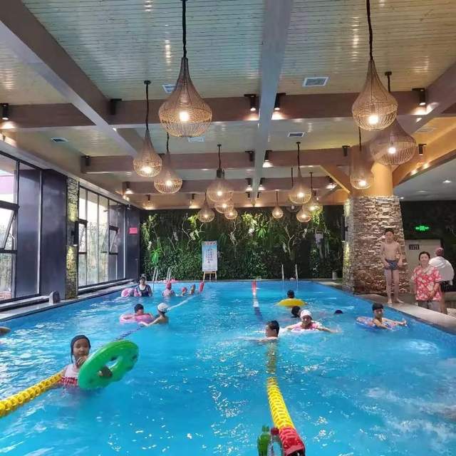 儿童水乐园,室外温泉,泳池洗浴