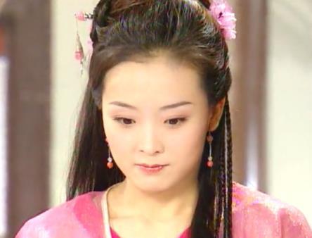 这部神剧三女爱一男,王艳有点胖,蒋勤勤做配,李湘却是