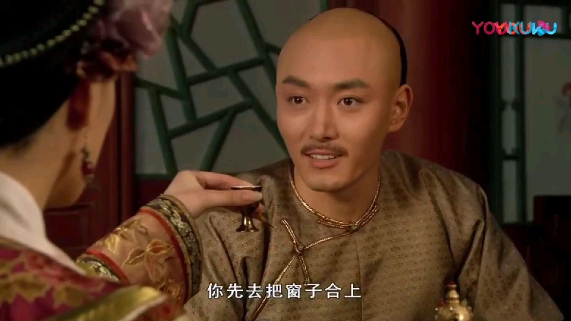 甄嬛传果嬛拍得最好的片段果郡王之死之生死猜拳游戏