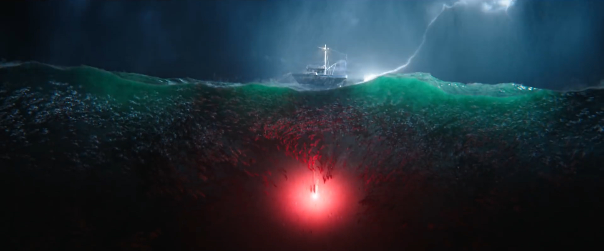 在电影《海王》中,这个海沟族的场景构造出了一种奇异的美丽