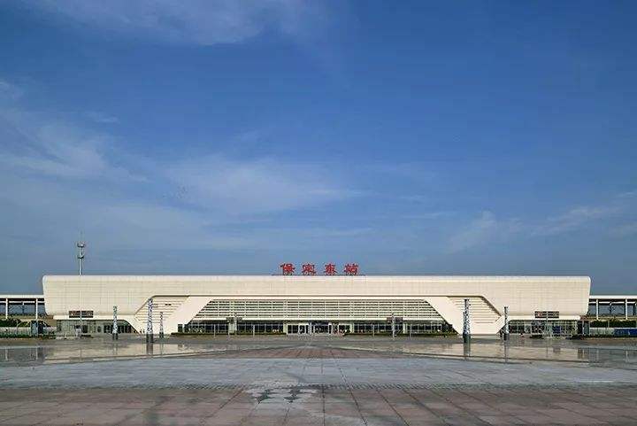 保定东站
