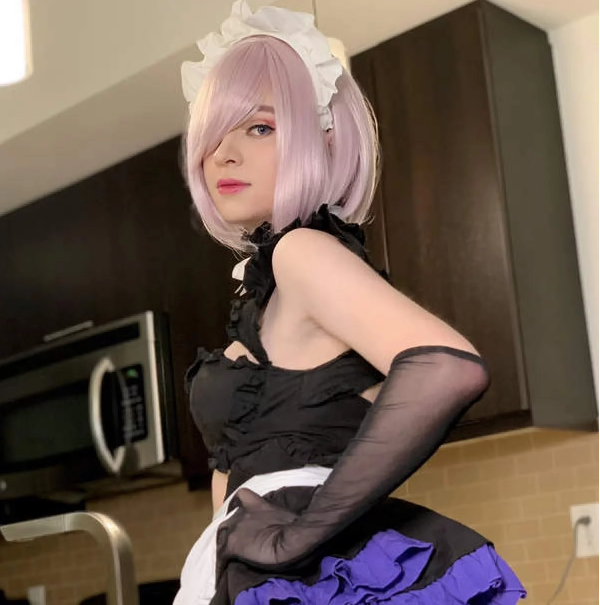 女装大佬sneaky新作《英雄联盟》舞剑仙