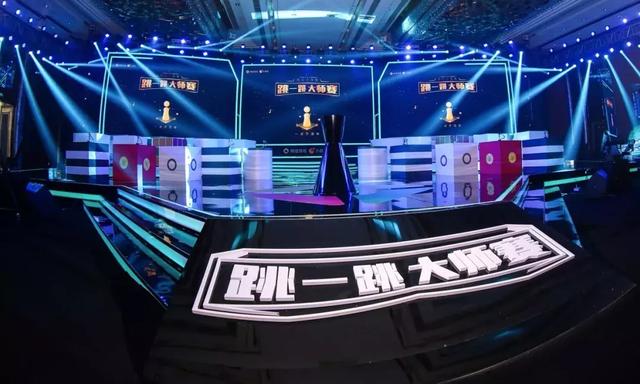 ��һ����ʦ��ȫ���ܹھ���¯��С��ϷҲ�����羺