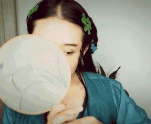 万万没想到,我竟然变身成了童年女神