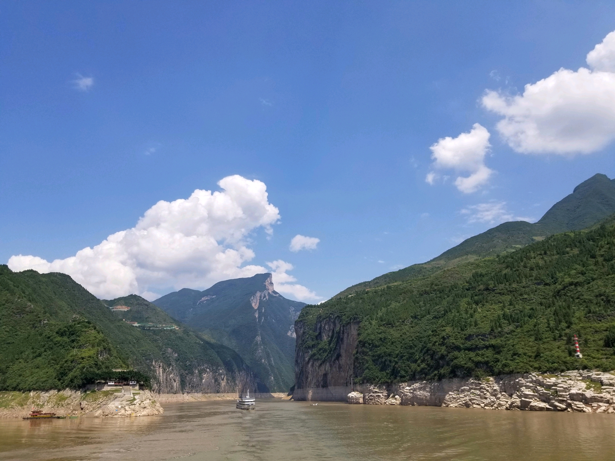 溯水而上长江三峡行出片