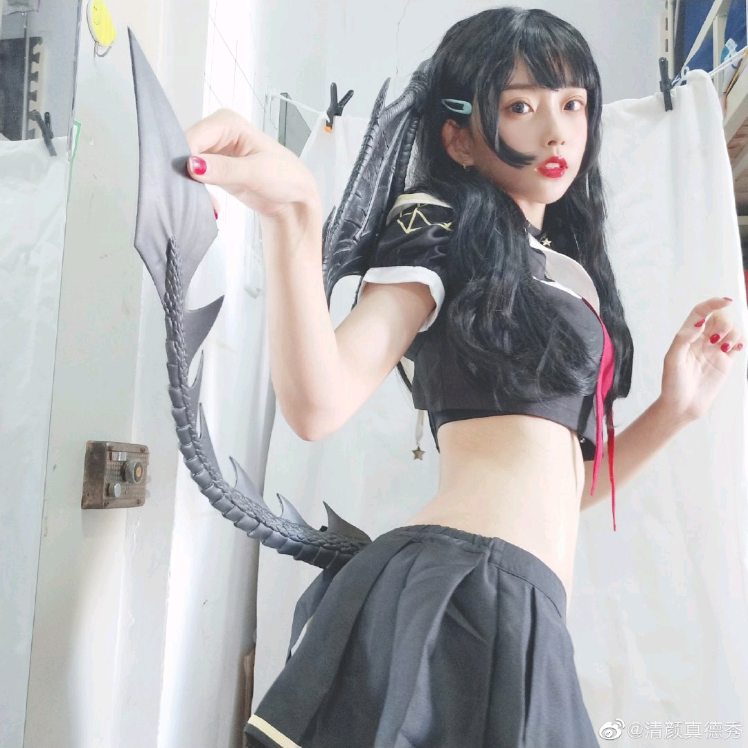 cosplay恶魔少女漂亮美女小姐姐