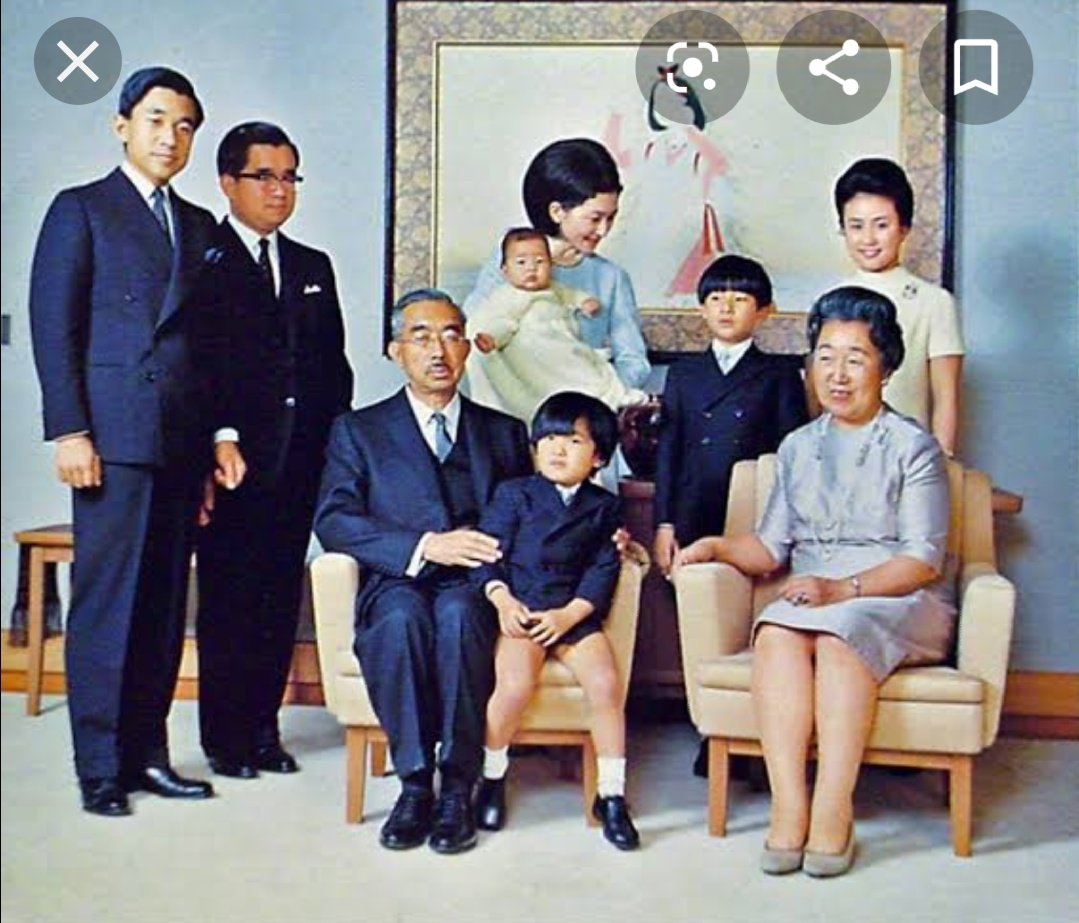 日本天皇弟弟心机上位?老婆中年冒死生儿子,为夺王位插刀亲哥!