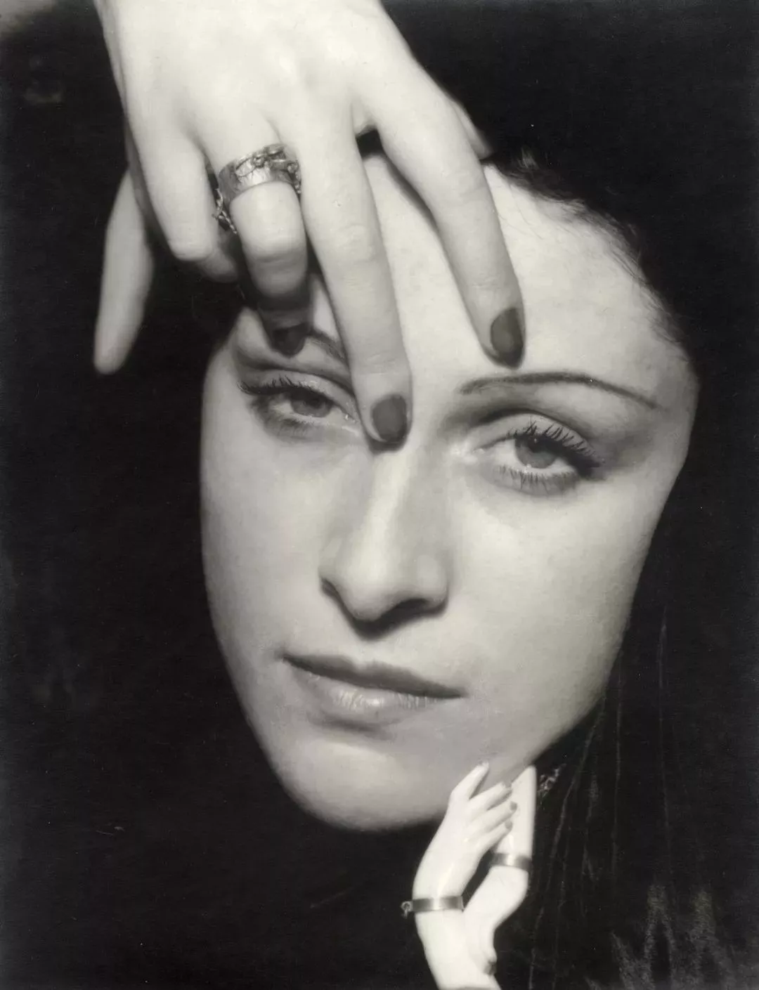 朵拉·玛尔(dora maar),1936年曼·雷摄