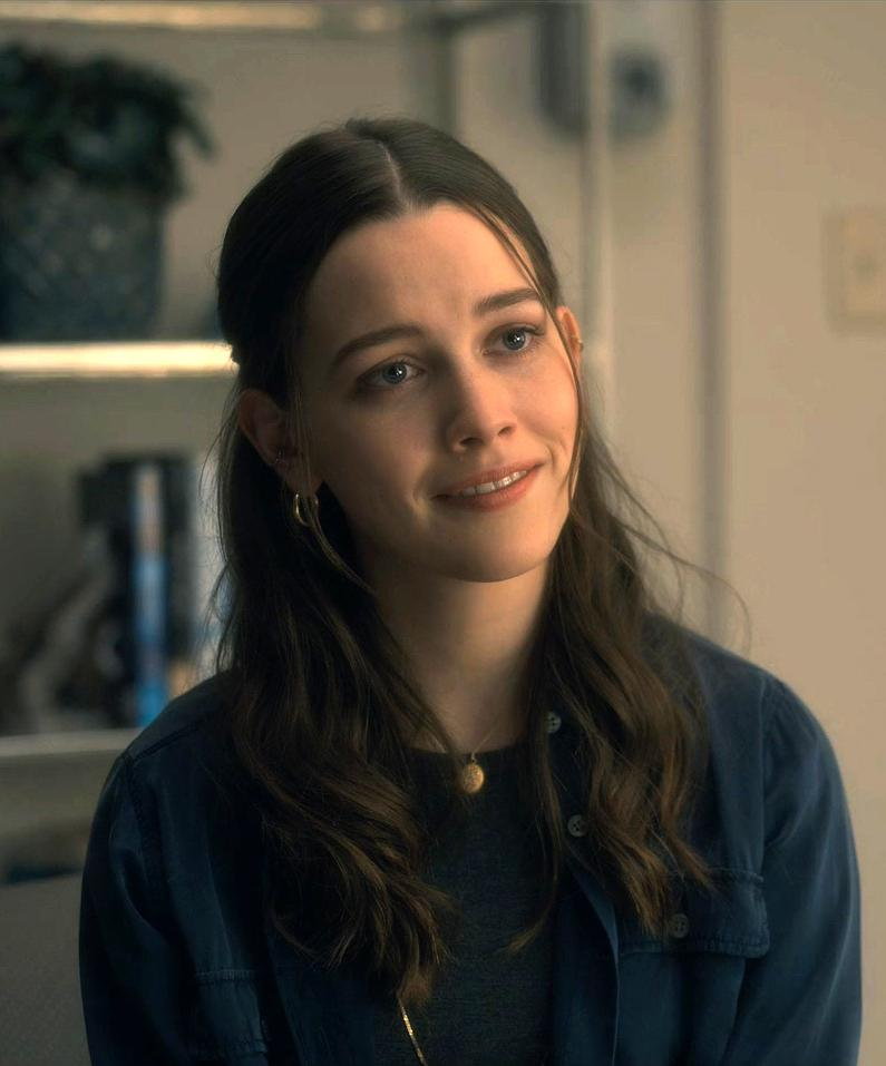 刚刚看完最近评分很不错的恐怖电视剧--[鬼入侵